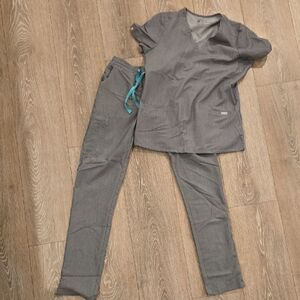 Figs Gray Scrub Set for Women